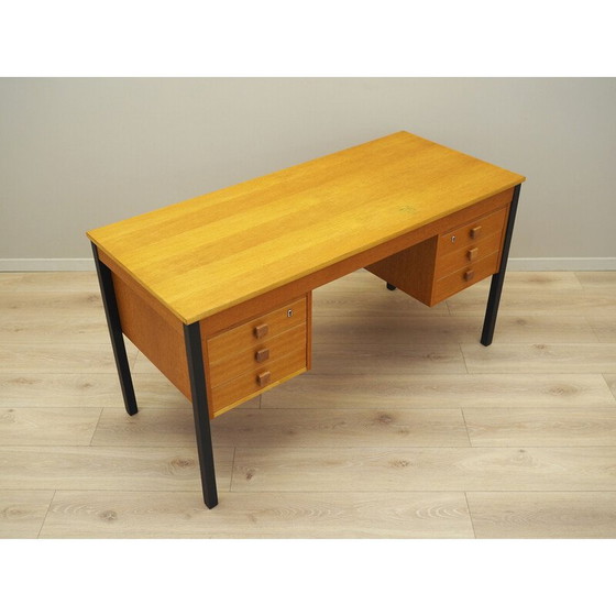 Image 1 of Vintage essenhouten bureau van Domino Møbler, 1970