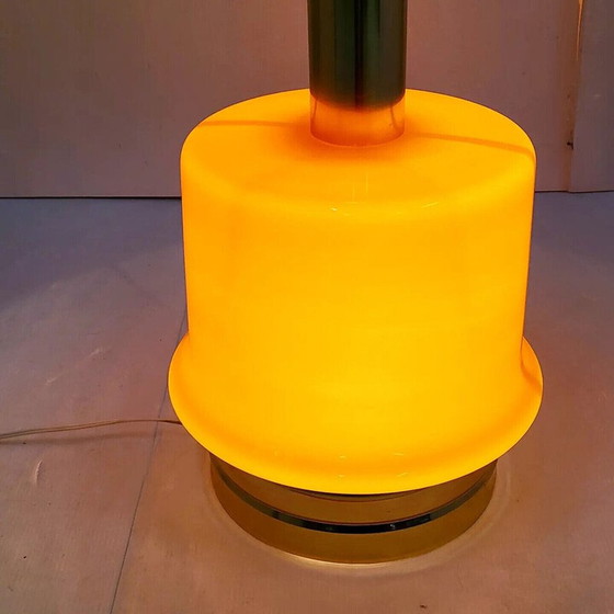 Image 1 of Vintage vloerlamp uit het ruimtetijdperk in opaline glas en verguld messing, 1970