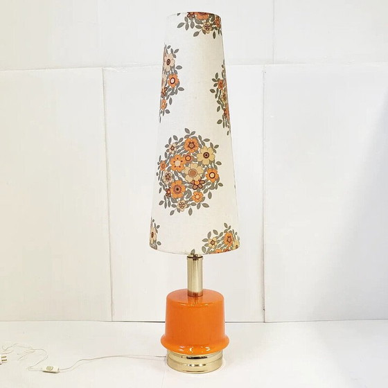 Image 1 of Vintage vloerlamp uit het ruimtetijdperk in opaline glas en verguld messing, 1970