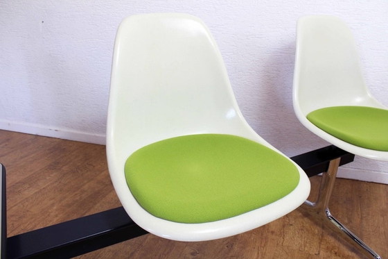 Image 1 of Originele bank EAMES Edition VITRA uit de jaren 70