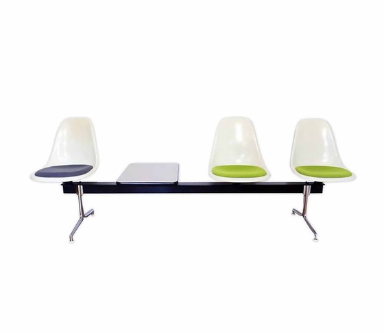 Image 1 of Originele bank EAMES Edition VITRA uit de jaren 70