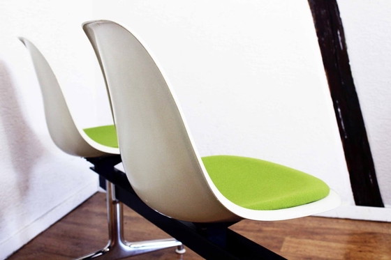 Image 1 of Originele bank EAMES Edition VITRA uit de jaren 70