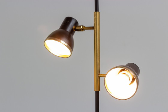 Image 1 of Italiaanse leeslamp met twee draaibare zwarte kappen 1960