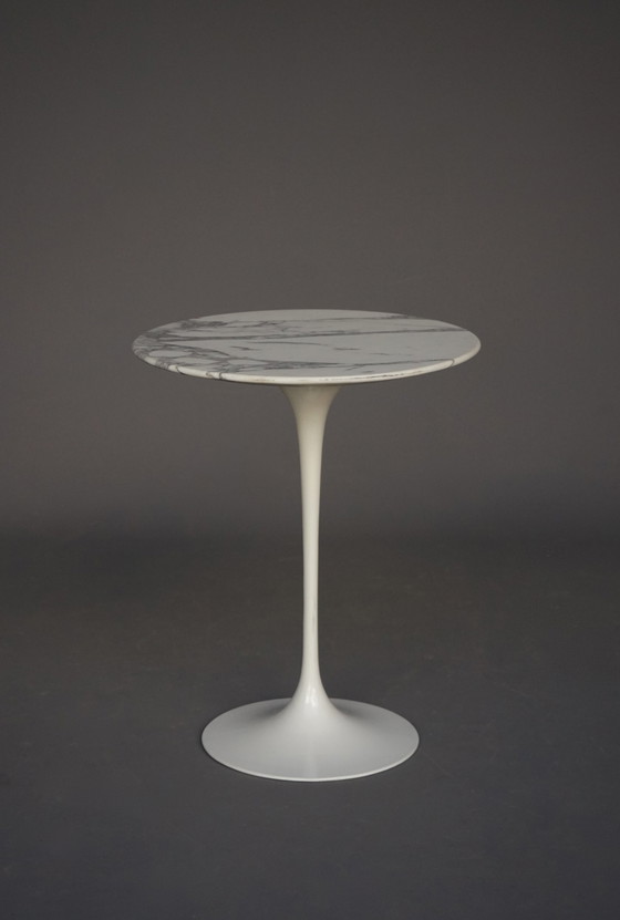 Image 1 of Bijzettafel Tulip van Eero Saarinen voor Knoll International