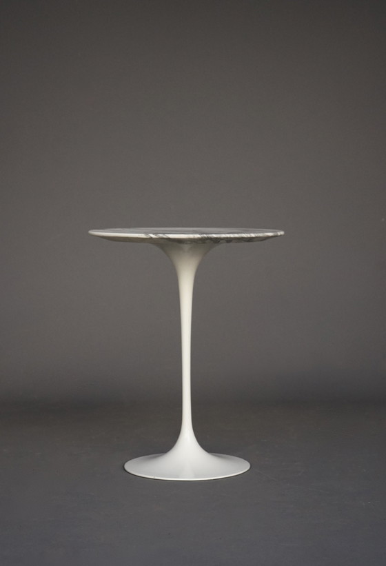 Image 1 of Bijzettafel Tulip van Eero Saarinen voor Knoll International