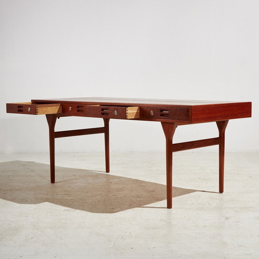 Vintage teakhouten bureau van Nanna Ditzel voor Søren Willadsen, jaren 1950