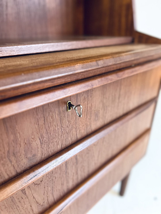 Image 1 of Vintage Teakhouten Deense Secretaire ‘60