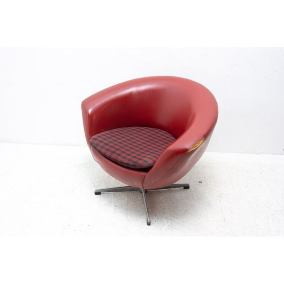 Image 1 of Paar mid century draaifauteuils van Up Zavody, 1970