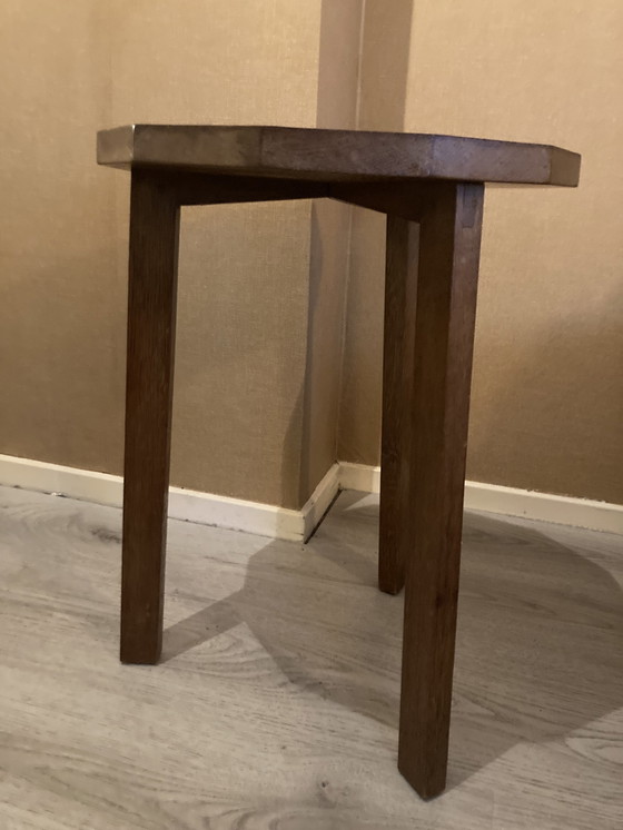Image 1 of Vintage brutalist bijzettafeltje van hout