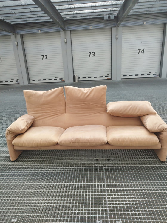 Image 1 of Cassina Maralunga 3 zits klassiek 