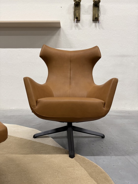 Image 1 of Design On Stock Nosto Fauteuil Met Hocker Loxton Leer Cave 