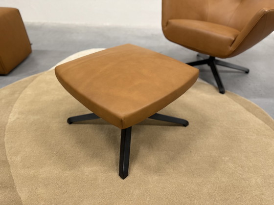Image 1 of Design On Stock Nosto Fauteuil Met Hocker Loxton Leer Cave 