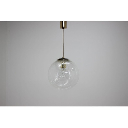 Vintage hanglamp van glas en messing, Tsjecho-Slowakije 1960