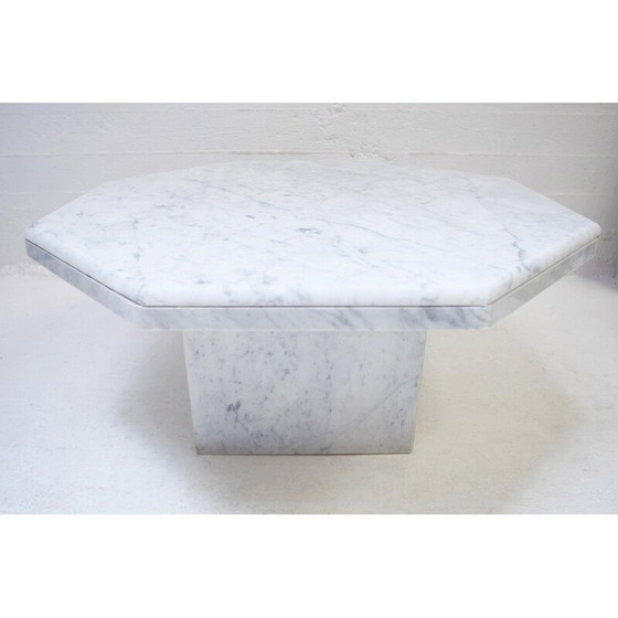 Image 1 of Vintage achthoekige salontafel in Carrara marmer, 1970