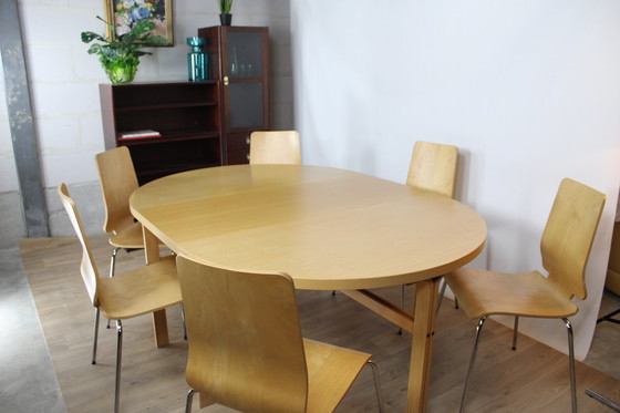 Image 1 of Ronde beuken tafel met verlengblad