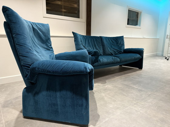 Image 1 of Cassina Bank Met 2 Fauteuils