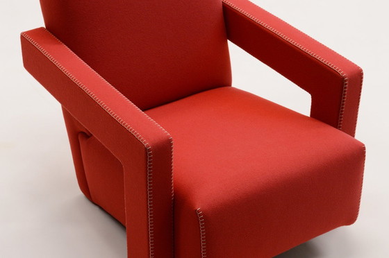 Image 1 of Stoel "Utrecht" van Gerrit Rietveld voor Cassina, 1990S Italië.