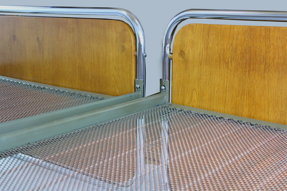 Image 1 of 2x Vintage Bauhaus Eiken & Stalen Bedden