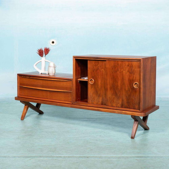 Image 1 of Vintage walnoot Fristho dressoir jaren 60 Rudolf Gladzel