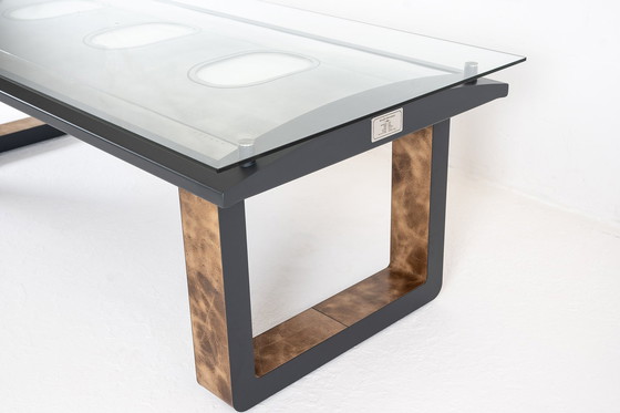 Image 1 of Braeve Design Eettafel/Bureau Gemaakt Van Vliegtuigpaneel