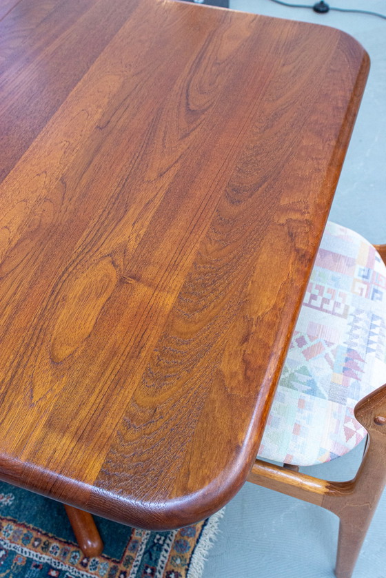 Image 1 of Vintage teak eettafel massief uitschuifbaar Deens