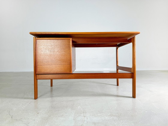 Image 1 of Mid Century bureau Gasvig Mobler Teakhout