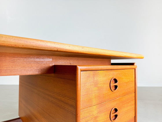 Image 1 of Mid Century bureau Gasvig Mobler Teakhout