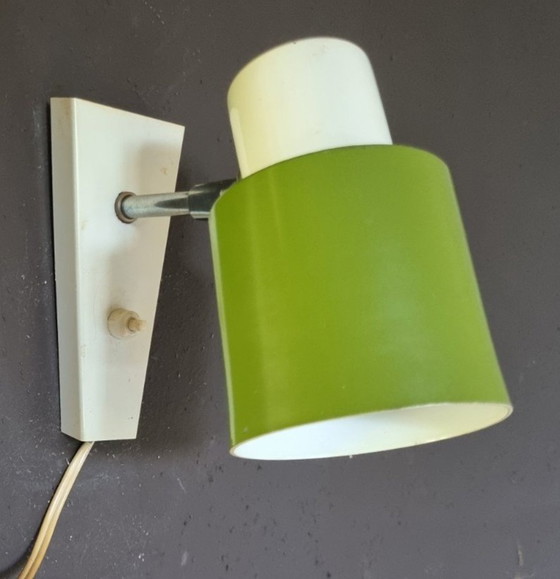 Image 1 of Hala Zeist Vintage jaren 60 Wandlampje Bedlampje Groen Wit