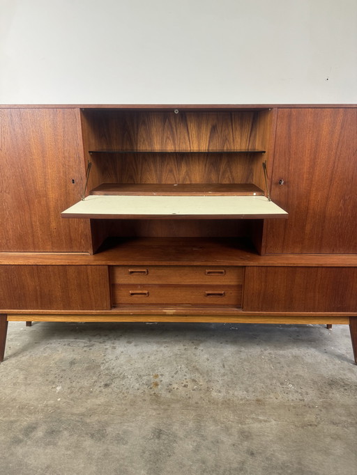 Vintage highboard