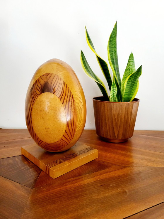 Image 1 of Houten Ei  Of Wooden Egg Op Statief, Handgemaakt, Vol Hout, Frankrijk