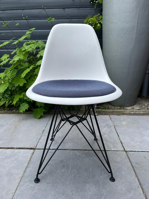 6x Vitra Eames Kunststof BijzetStoel DSR