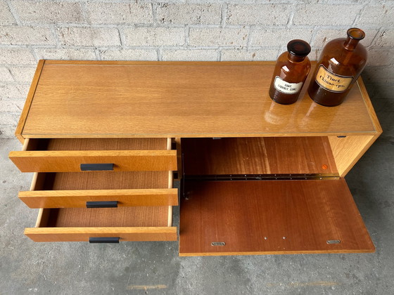 Image 1 of Retro vintage mid-century dressoir