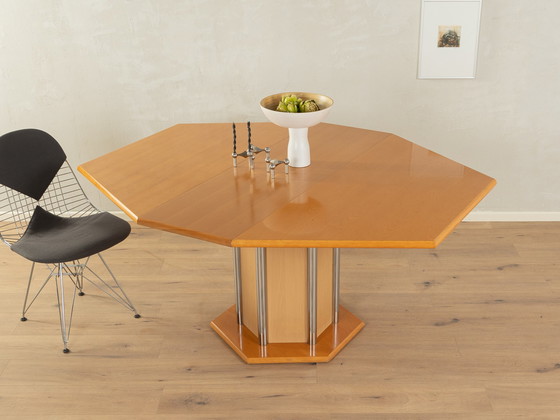 Image 1 of Postmodern eettafel