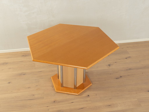 Postmodern eettafel