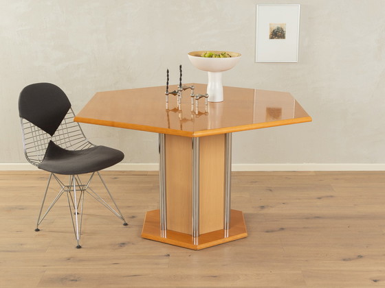 Image 1 of Postmodern eettafel