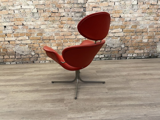 Image 1 of Artifort Big Tulip eerste editie fauteuil