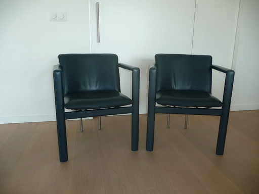 2 Leolux eetkamerstoelen: model Cachucha leder petrol