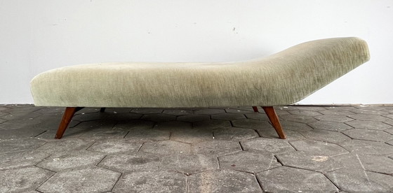 Image 1 of Groen velourse daybed, 1960’s