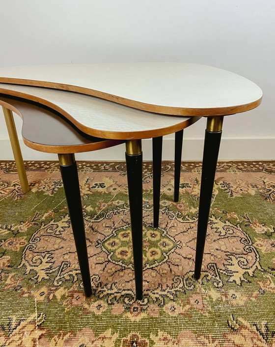 Image 1 of 3x Vintage waaiervormige nesting bijzettafel