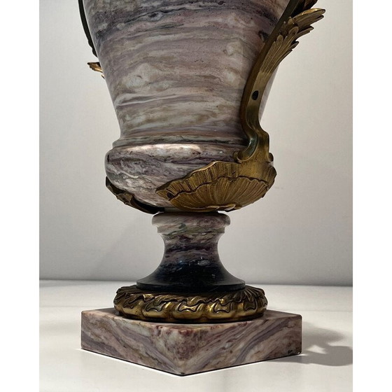 Image 1 of Vintage marmeren lamp versierd met bronzen decoratieve elementen