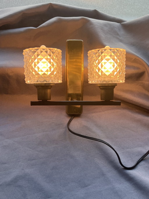 Deense Dubbele Wandlamp Met Kristallen Glazen Kappen 