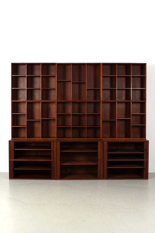 9-delige kast door Peter Hvidt & Orla Mølgaard-Nielsen