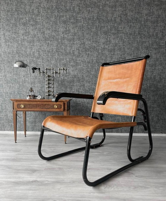 Image 1 of Zeldzame Bauhaus fauteuil uit het midden van de eeuw, Ca30S