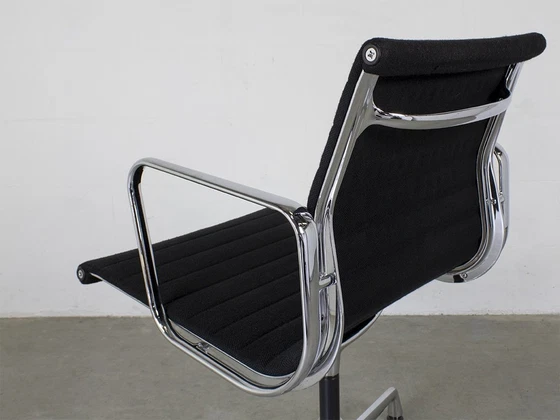 Image 1 of Set A 4Stuks Vitra Ea 108 Conference Chairs Design Charles Eames