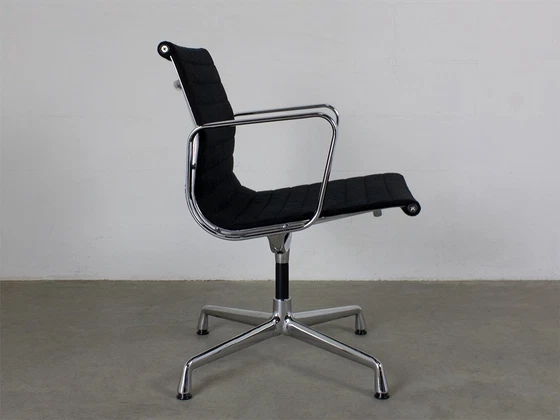 Image 1 of Set A 4Stuks Vitra Ea 108 Conference Chairs Design Charles Eames