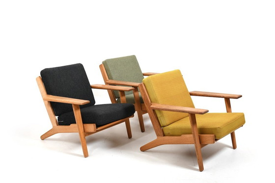 Image 1 of GE-290 Fauteuils van Hans J. Wegner voor Getama, 1950, set van 3