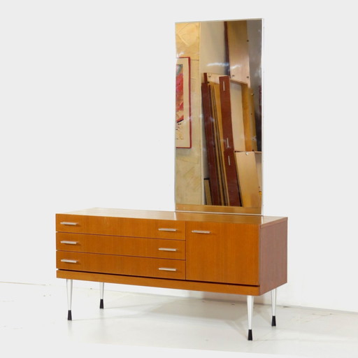 Vintage Mid-Century Modern Kaptafel Dressoir in Teak, 1960s