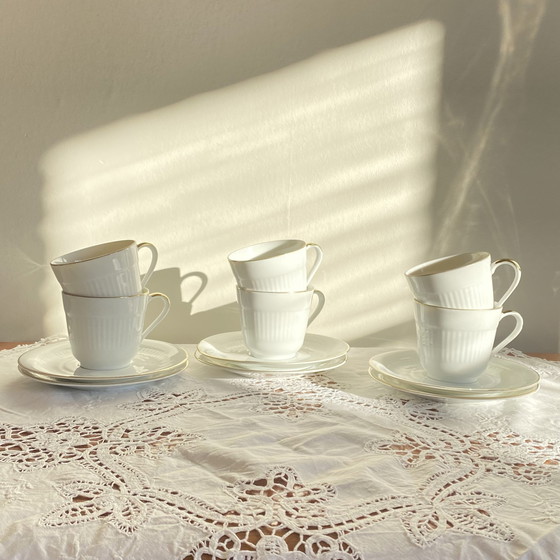 Image 1 of Set van 6 grote Johann Seltman Vohenstraus Bavaria porseleinen en gouden koffiekoppen