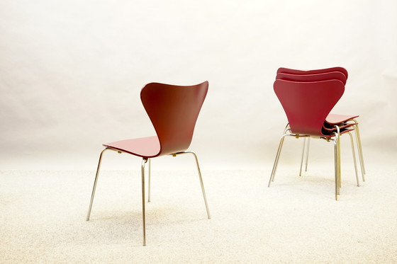 Image 1 of Mid Century 3107 stoelen van Arne Jacobsen voor Fritz Hansen, set van 4