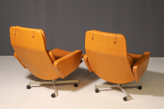 Image 1 of Vintage lounge stoelen van Kovona | Tsjecho-Slowakije, 1970